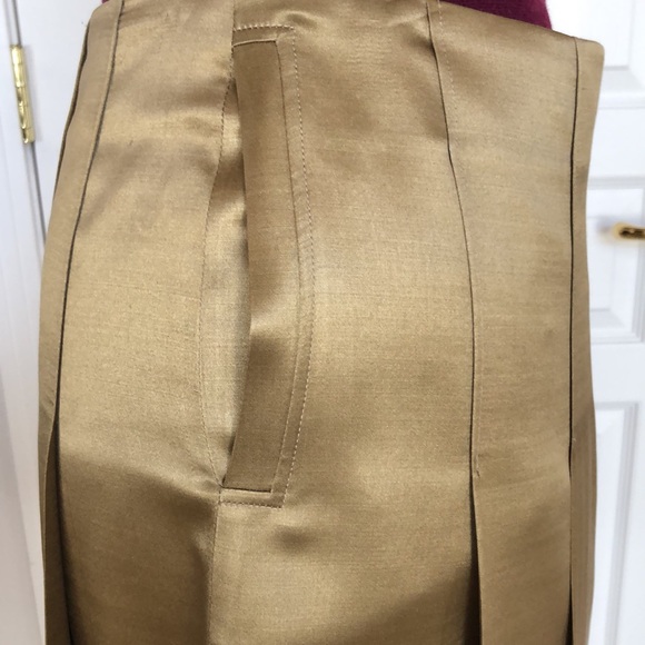 CHLOE Gold Pleated Mini Skirt French 36 US 4-6 Metallic - Picture 5 of 11